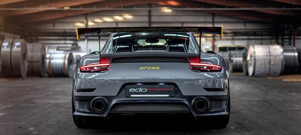 开云APP-维斯塔潘刷新纪录之夜，威廉姆斯上演史诗逆转，迈凯伦策略失灵