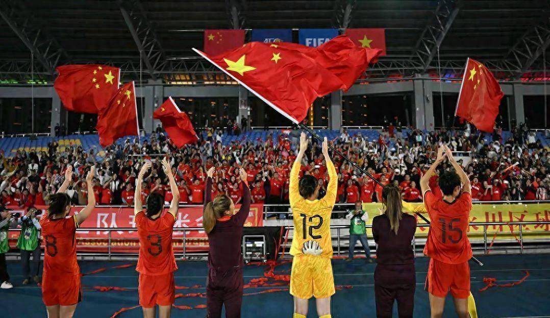 荷兰女足队磨砺实力，备战国际比赛