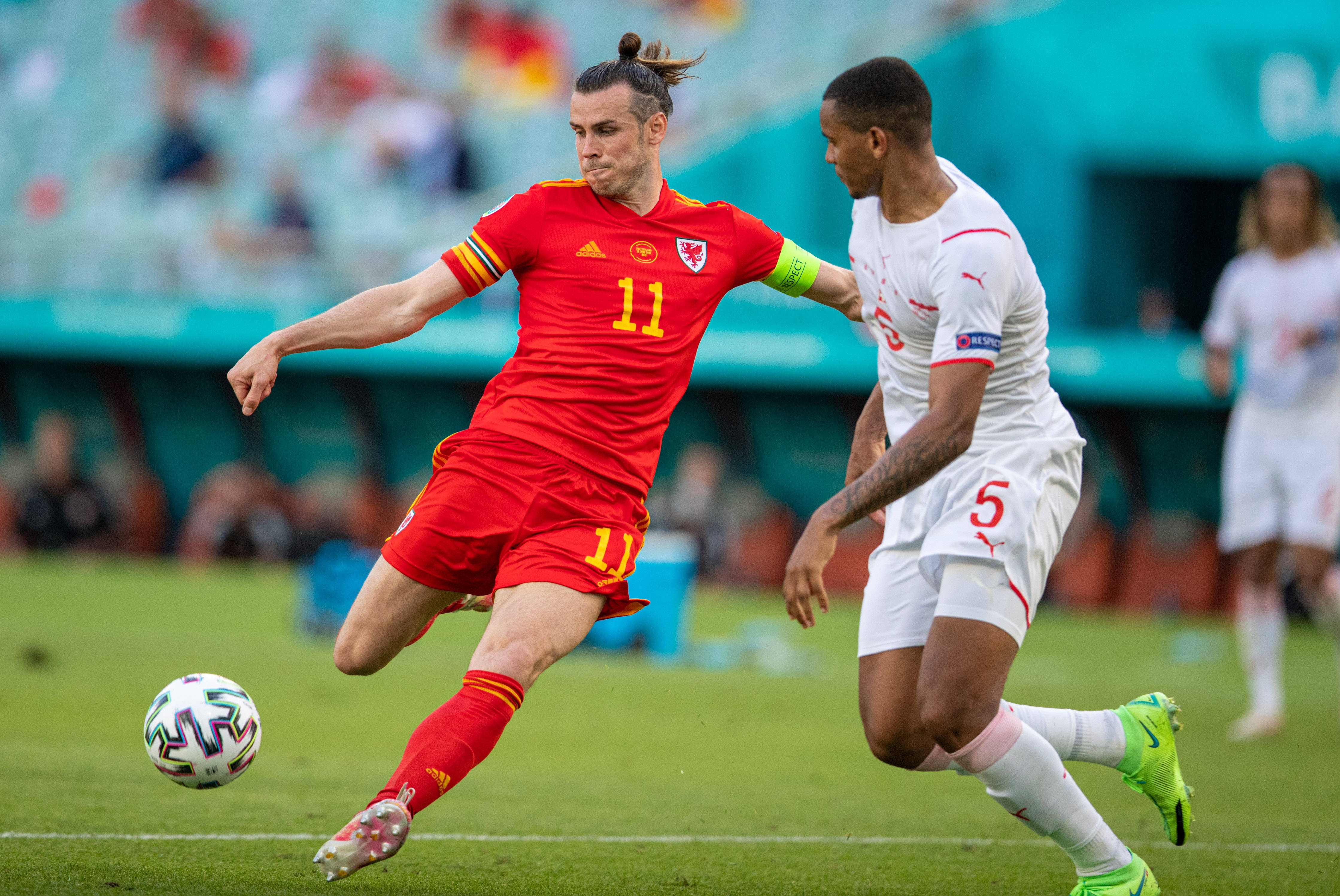 波兰国家队备战英国，力争在客场取胜