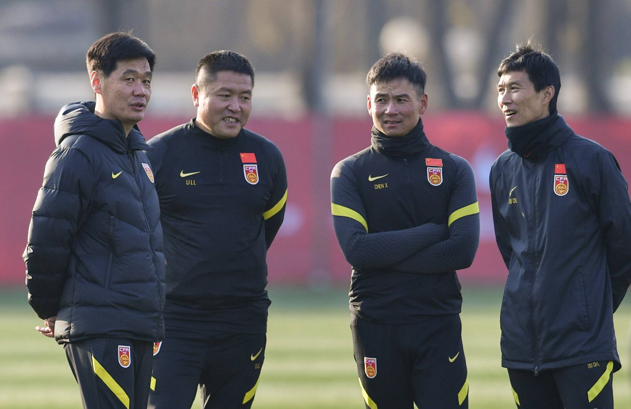 中国足球国家队备战世预赛，里皮已确定最新集训名单的简单介绍