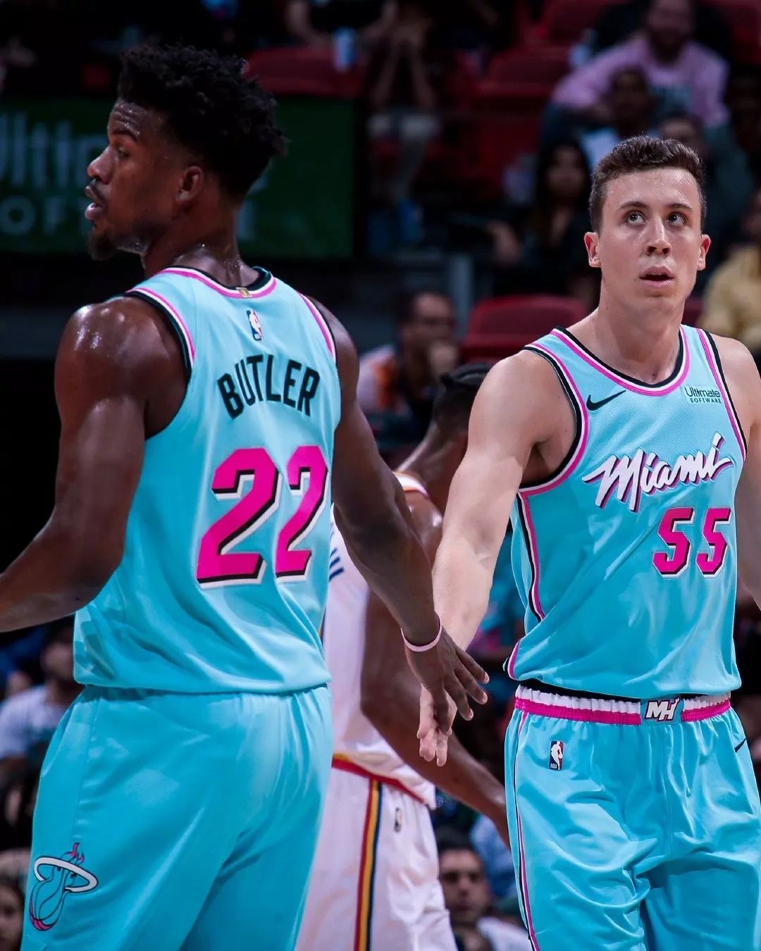 魔术击败老鹰，佩尔特尔暴扣30分狂轰