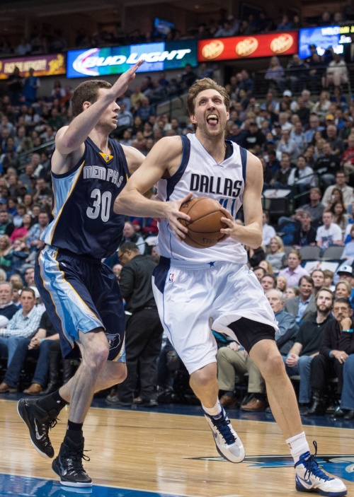 小牛连胜终结，灰熊客场取胜